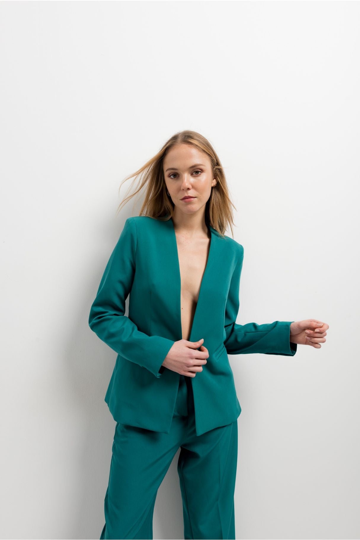 BLAZER ENTALLADA SIN SOLAPA - ZeniShop 