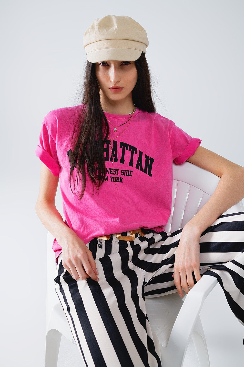 Q2 Camiseta De Manga Corta Con Texto Grafico Manhattan En Rosa