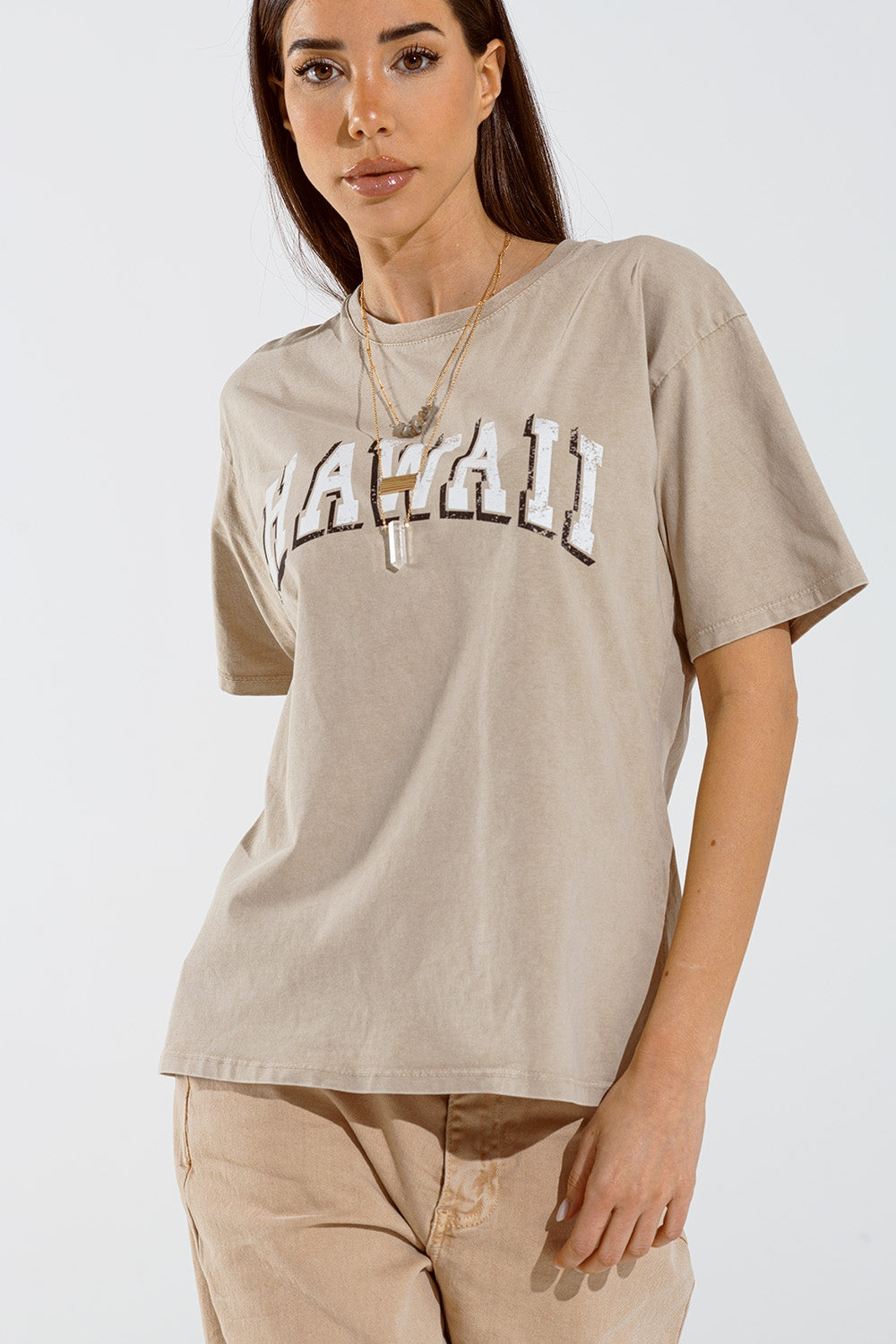 Q2 Camiseta Hawaii Efecto Lavado Beige