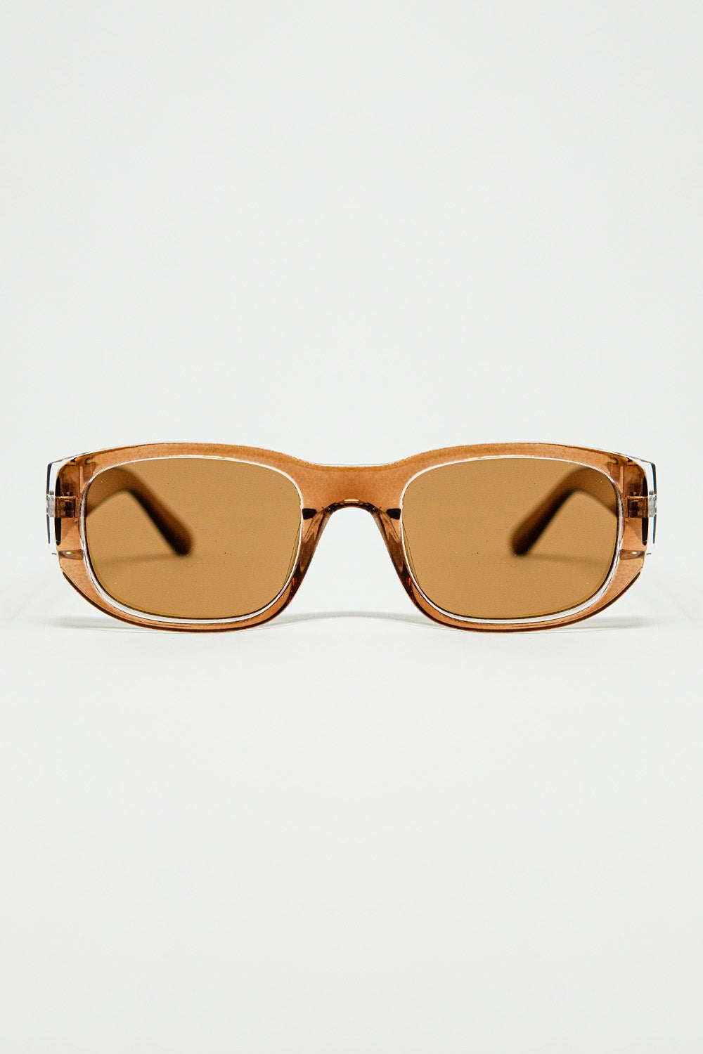 Q2 Gafas de sol ovaladas con montura camel transparente de alto brillo