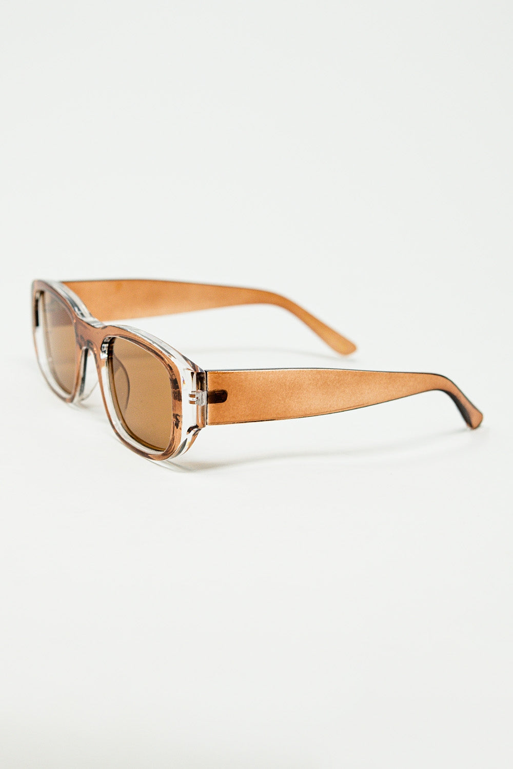 Q2 Gafas de sol ovaladas con montura camel transparente de alto brillo