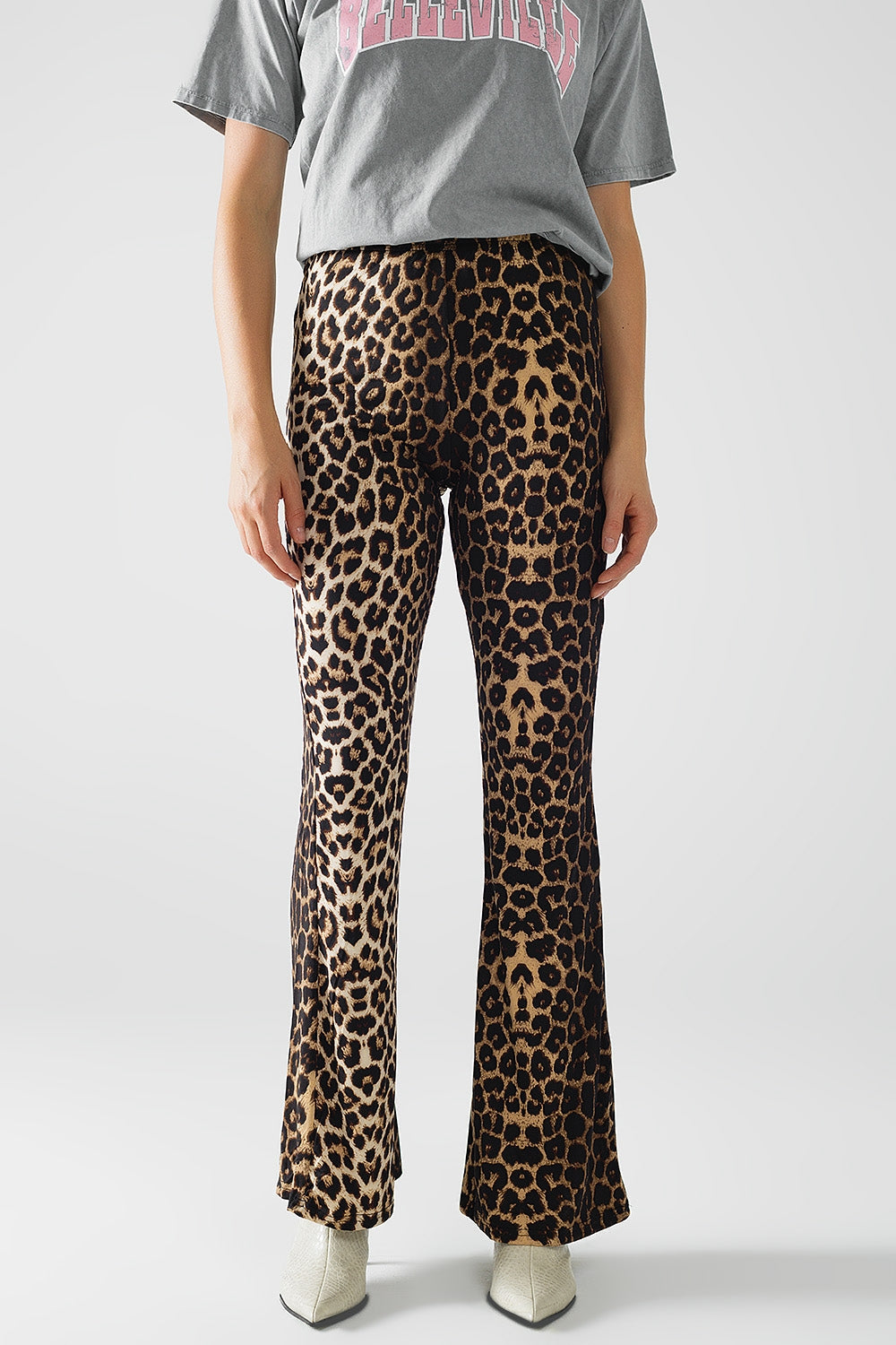 Q2 Leggings acampanados de Spandex con estampado de leopardo